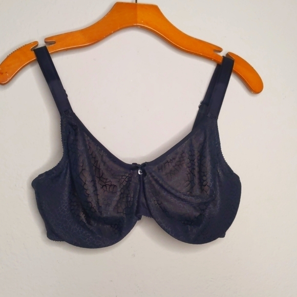 Chantelle Magnifique Full Bust Wirefree Bra Black 34F (DDD) - Picture 3 of 10